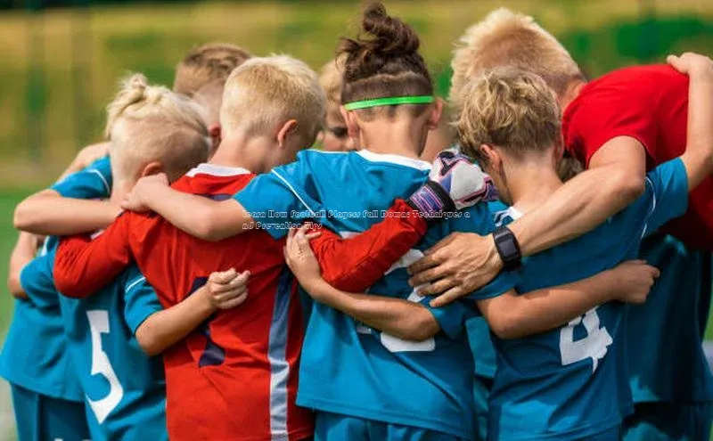 长征娱乐官网网页入口下载百度健康Learn How Football Players Fall Down: Techniques and Prevention Tips